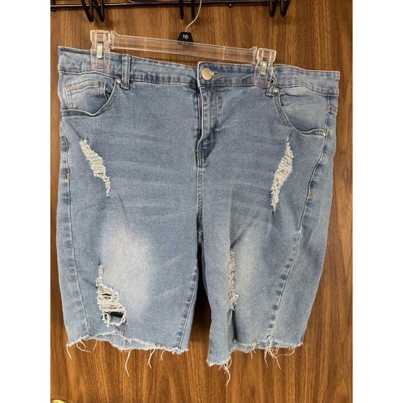 Ladies Hot Kiss Distressed Denim Bermuda Shorts - Size 16 - Picture 1 of 4